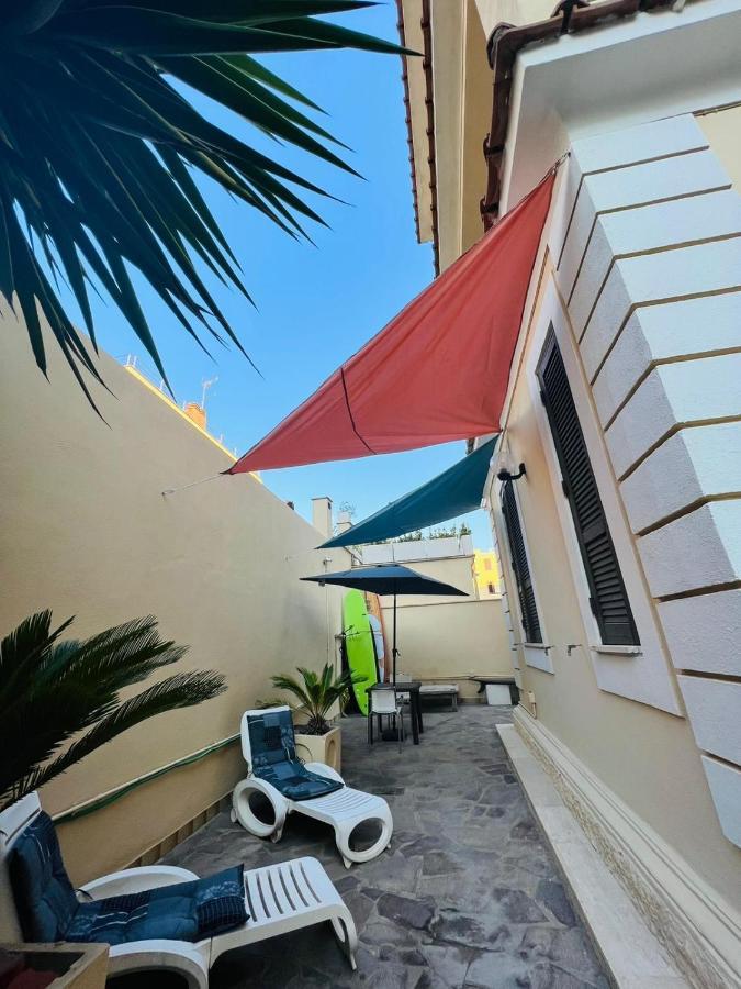 リド・ディ・オスティアSurf Houseアパートメント エクステリア 写真